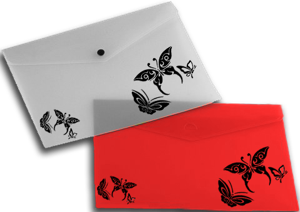 dossiers A4 rouges et blancs